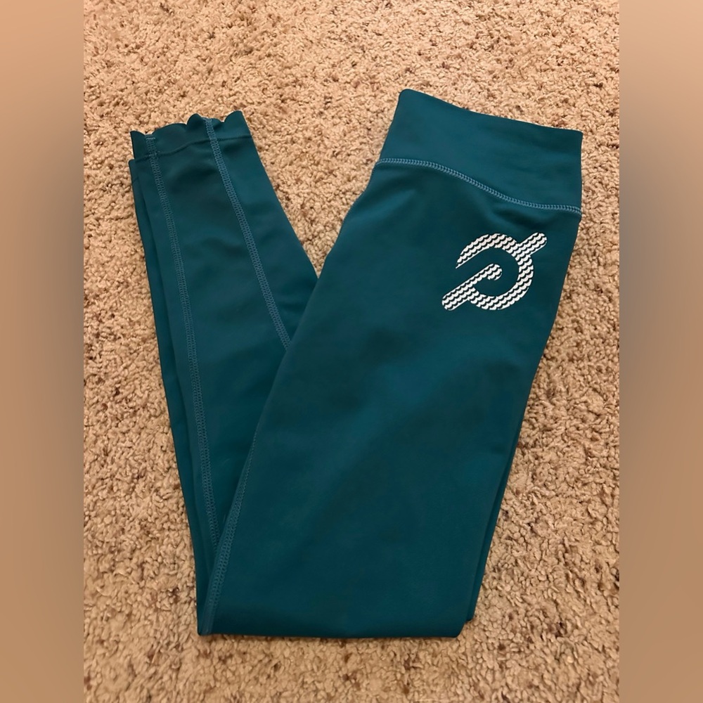 Peloton Green Scalloped Leggings Small